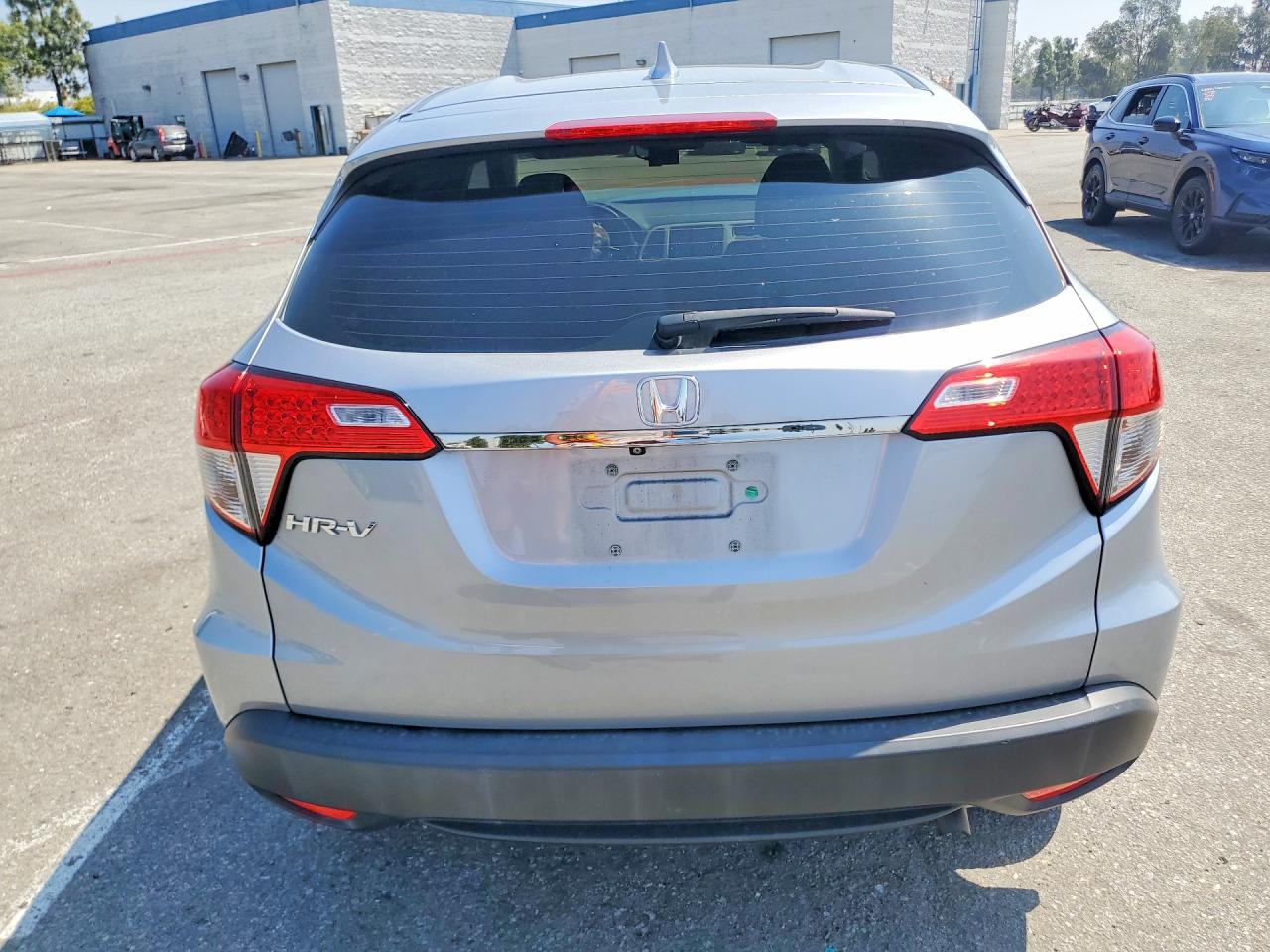 2019 HONDA HR-V LX photo 6