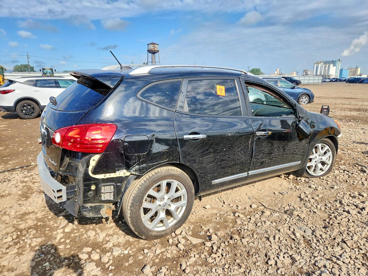 2013 NISSAN ROGUE S photo 7