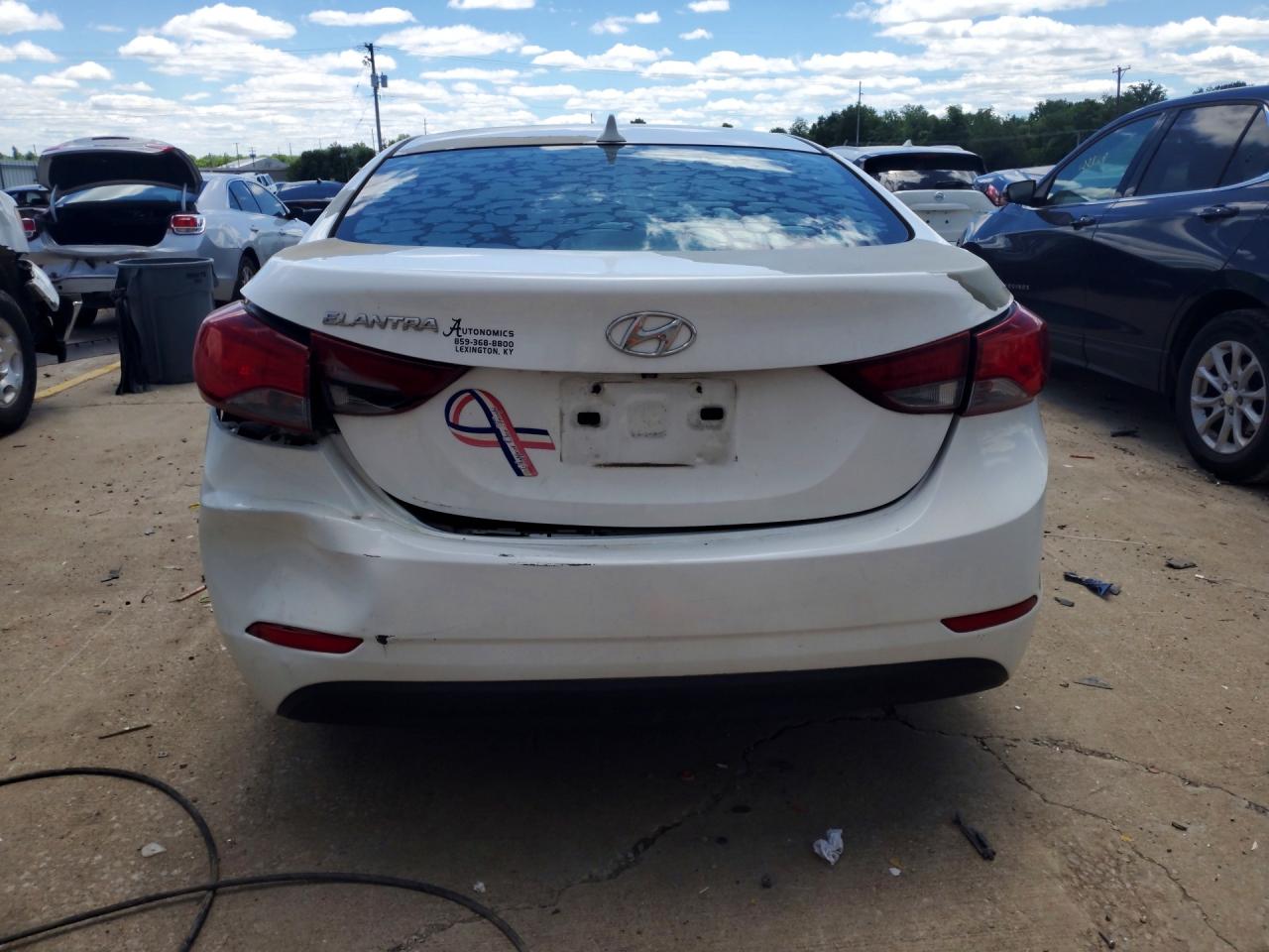 2015 HYUNDAI ELANTRA SE photo 11