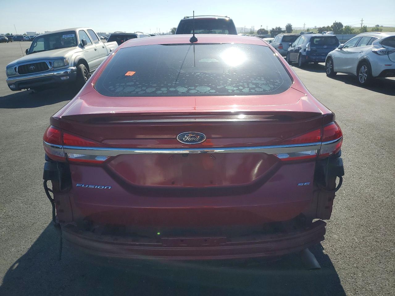 2017 FORD FUSION SE photo 11
