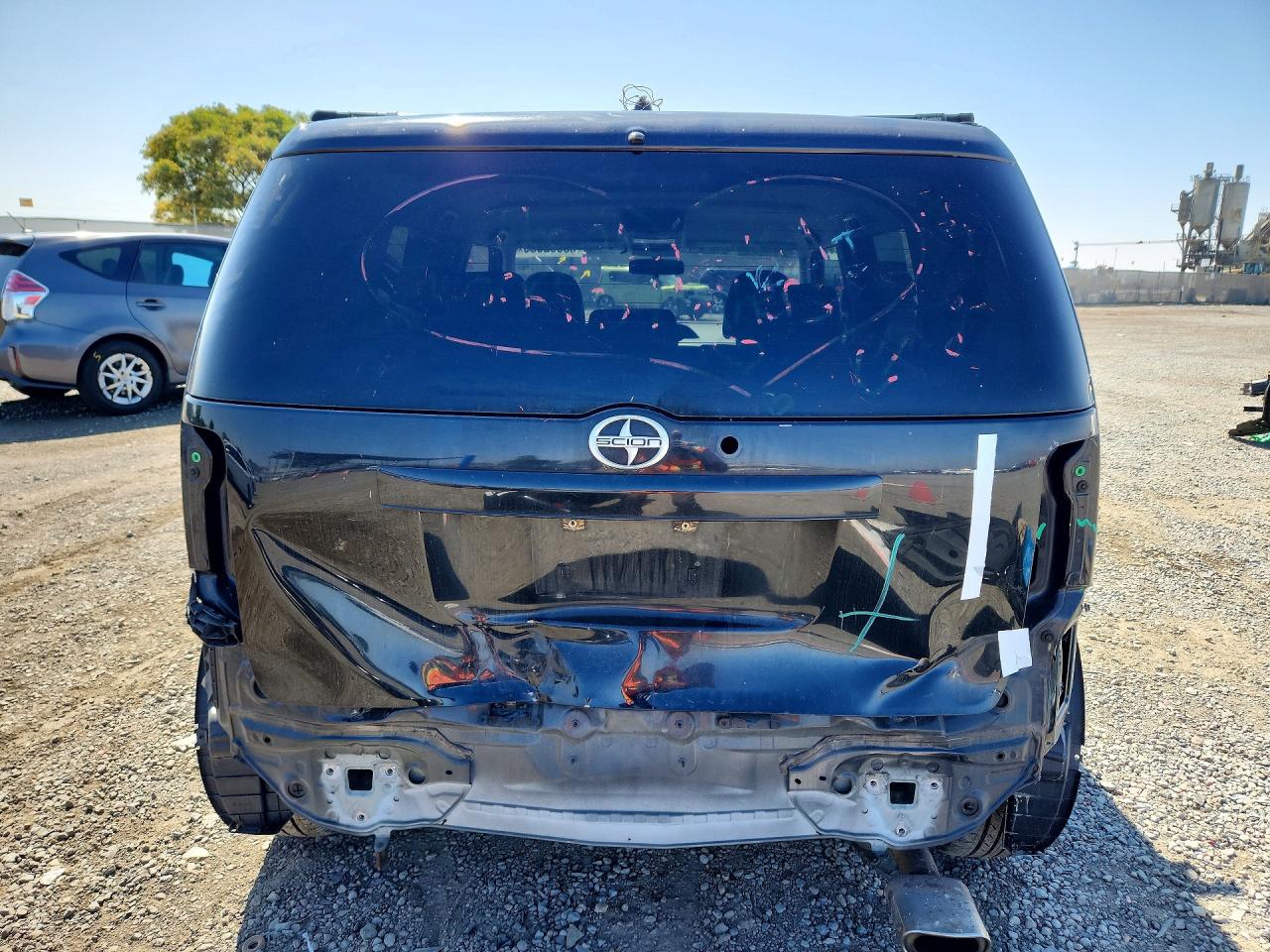 2011 TOYOTA SCION XB photo 11