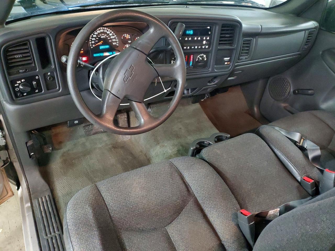2004 CHEVROLET SILVERADO C1500 photo 22