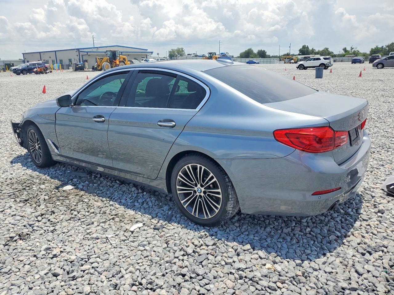 2018 BMW 530 I photo 3