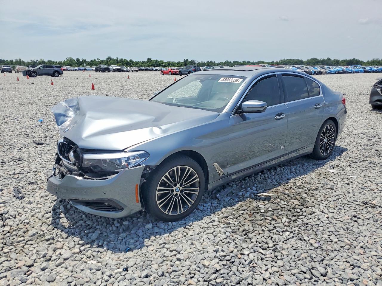 2018 BMW 530