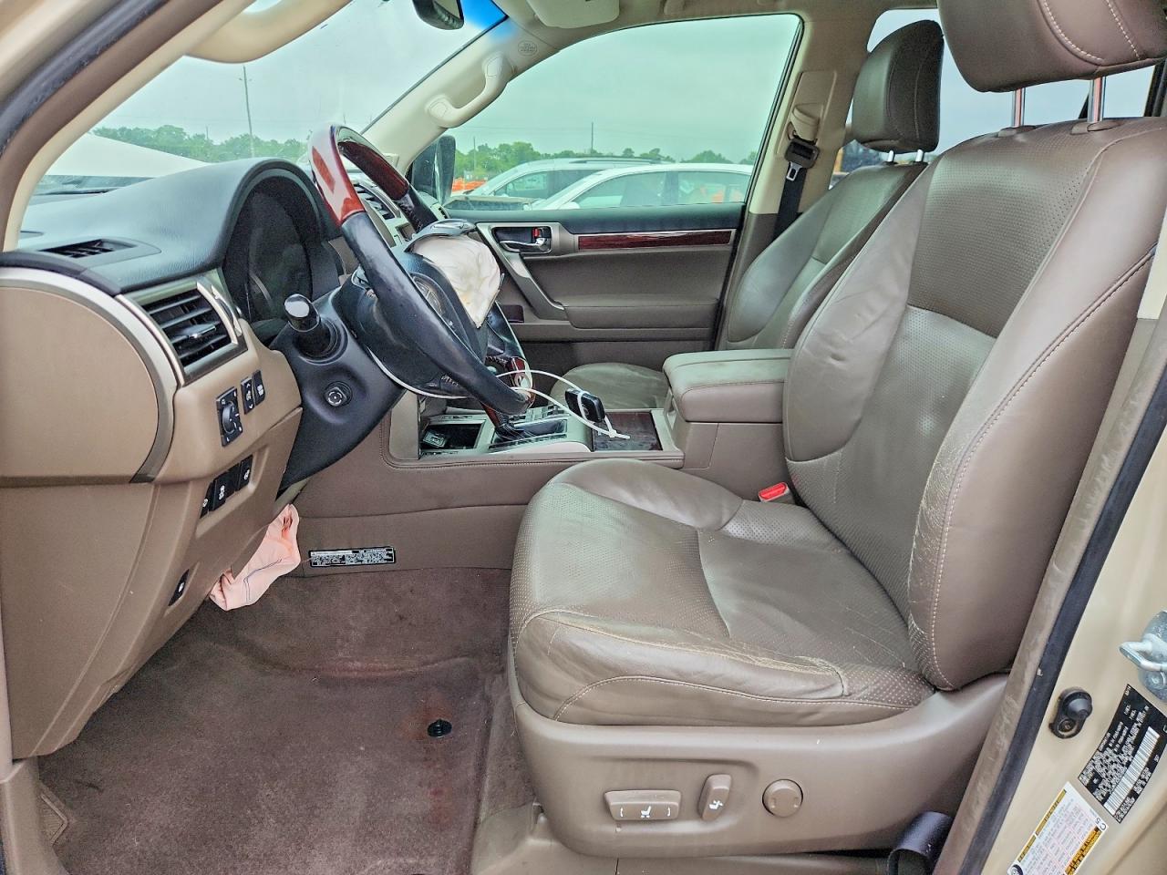 2014 LEXUS GX photo 19