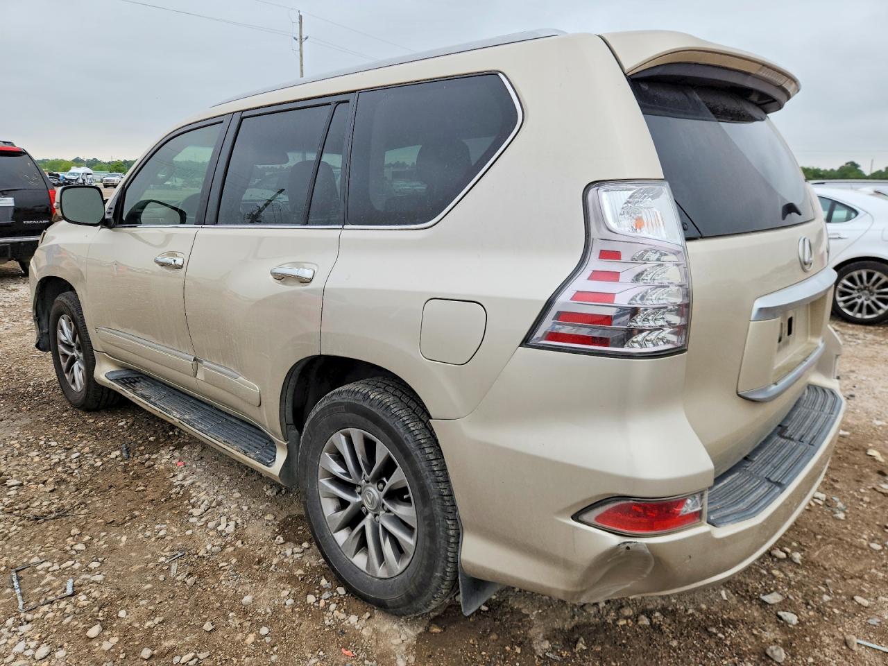 2014 LEXUS GX photo 4