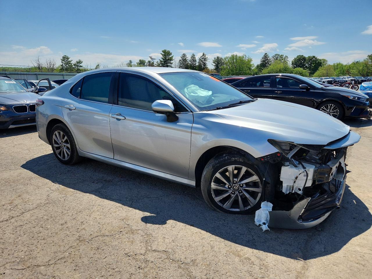 2021 TOYOTA CAMRY LE photo 10