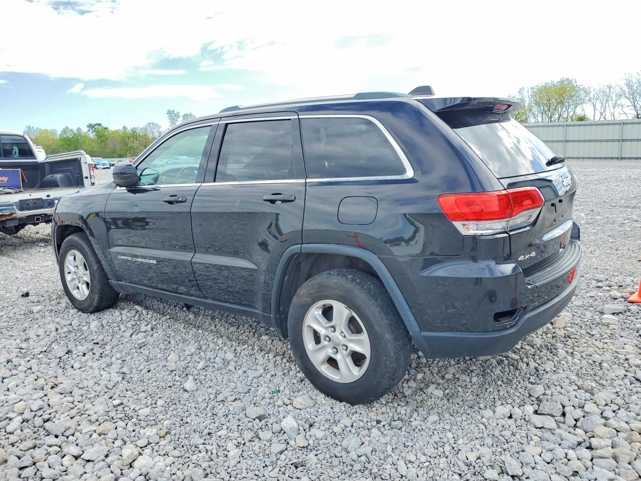 2014 JEEP GRAND CHEROKEE LAREDO photo 4