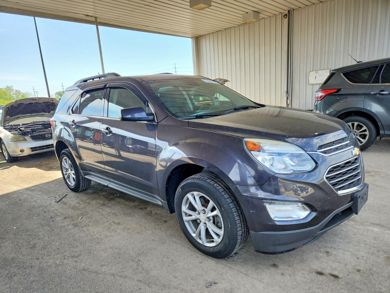 2016 CHEVROLET EQUINOX LT photo 4