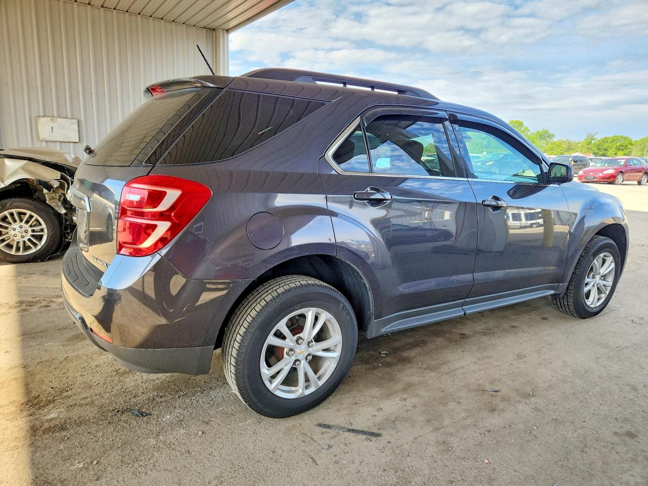 2016 CHEVROLET EQUINOX LT photo 3