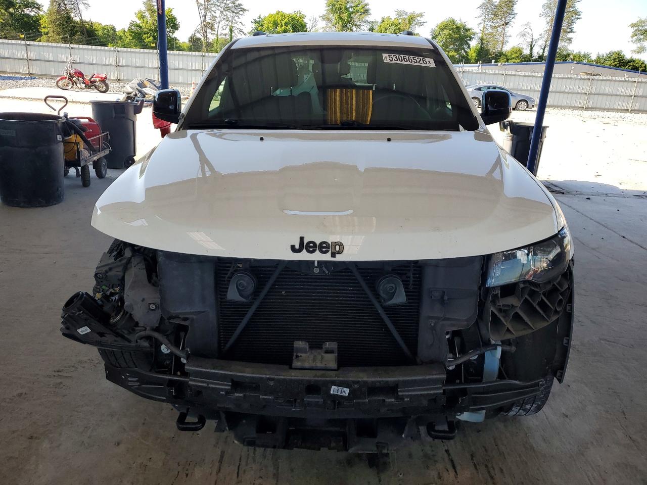 2019 JEEP GRAND CHEROKEE LAREDO photo 5