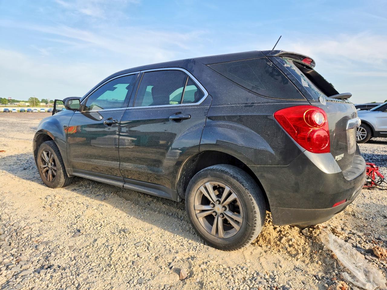 2013 CHEVROLET EQUINOX LS photo 2