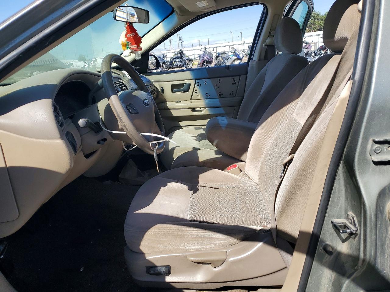 2003 FORD TAURUS SES photo 19