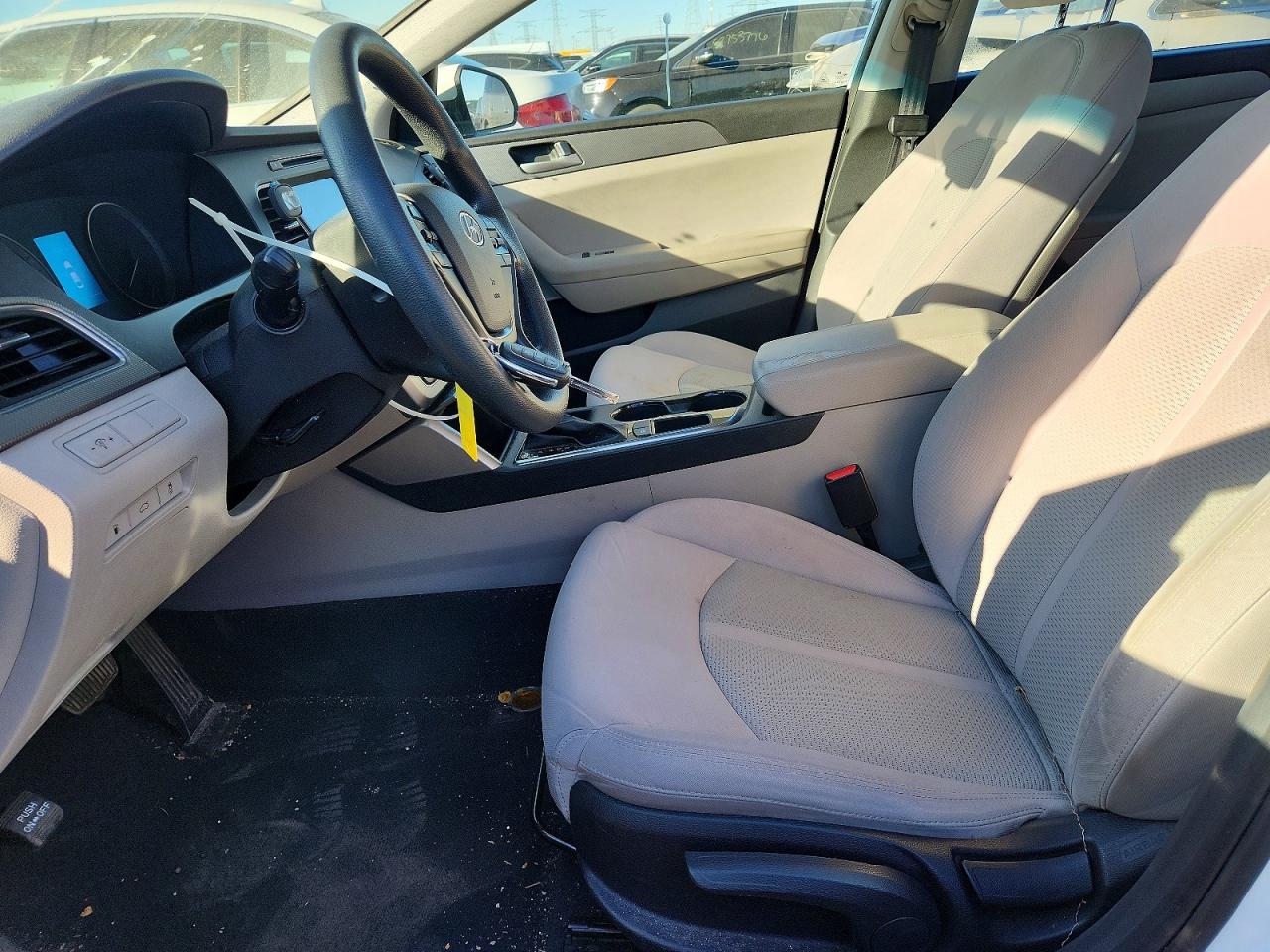 2016 HYUNDAI SONATA SE photo 19
