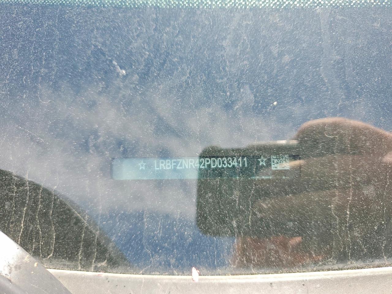 2023 BUICK ENVISION ESSENCE photo 23