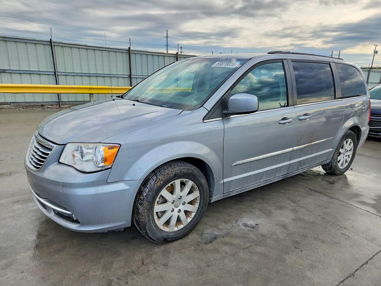 2015 CHRYSLER TOWN & COUNTRY