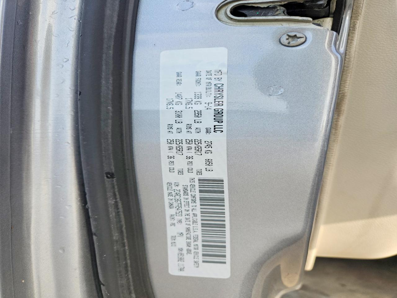 2015 CHRYSLER TOWN & COUNTRY TOURING photo 25