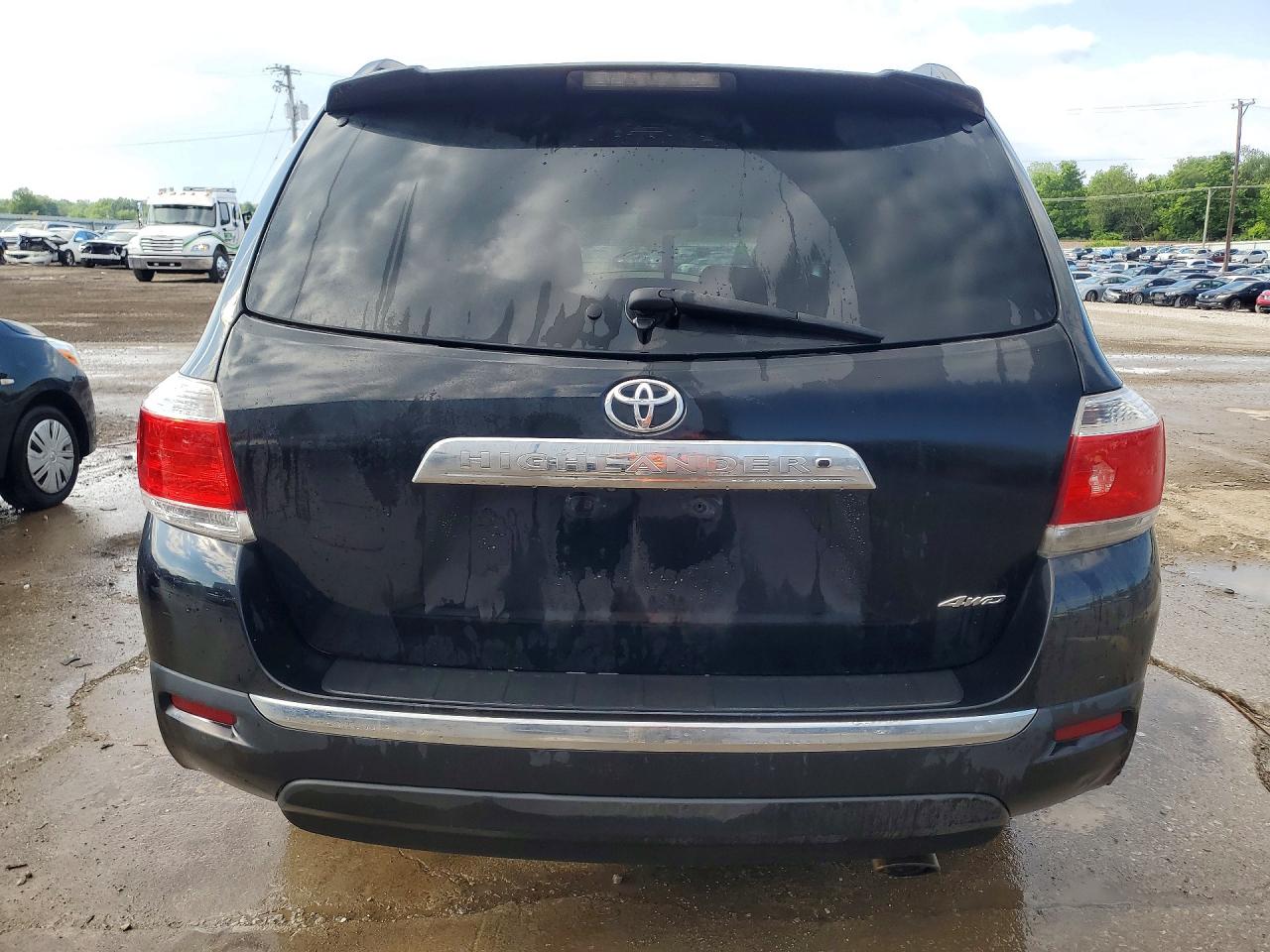 2013 TOYOTA HIGHLANDER LIMITED photo 11