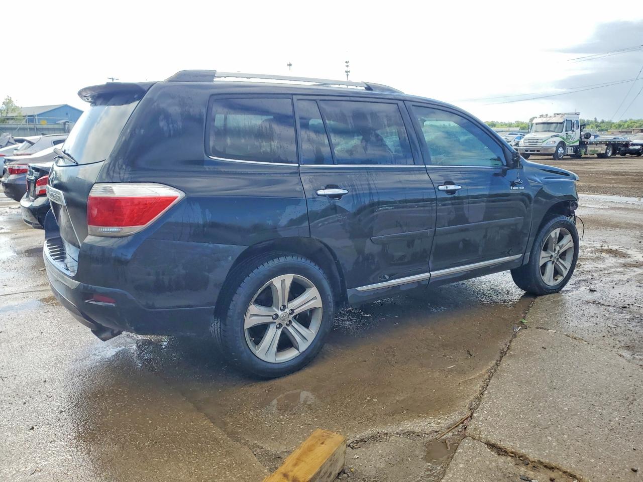 2013 TOYOTA HIGHLANDER LIMITED photo 5