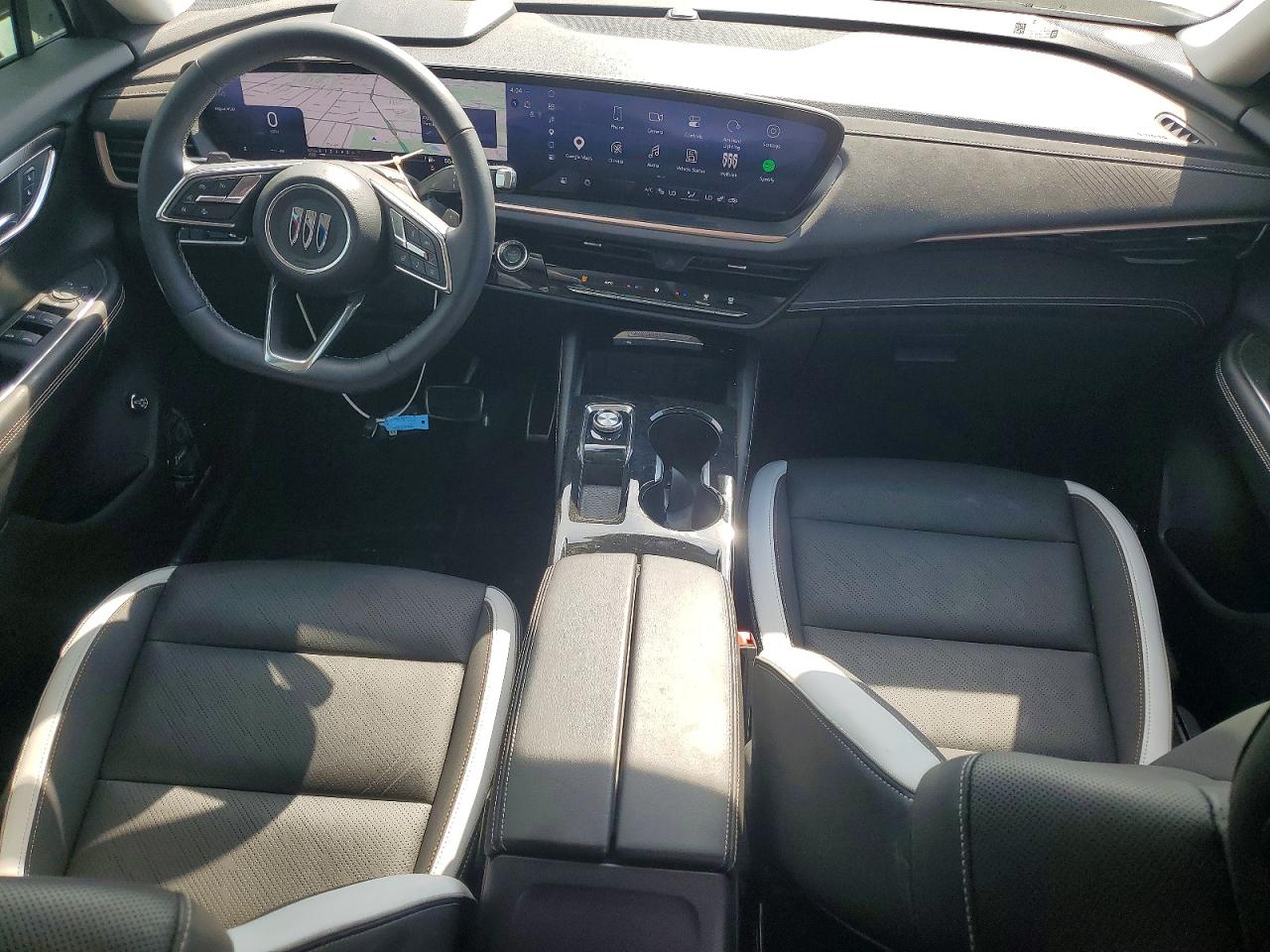 2024 BUICK ENVISION ESSENCE photo 22