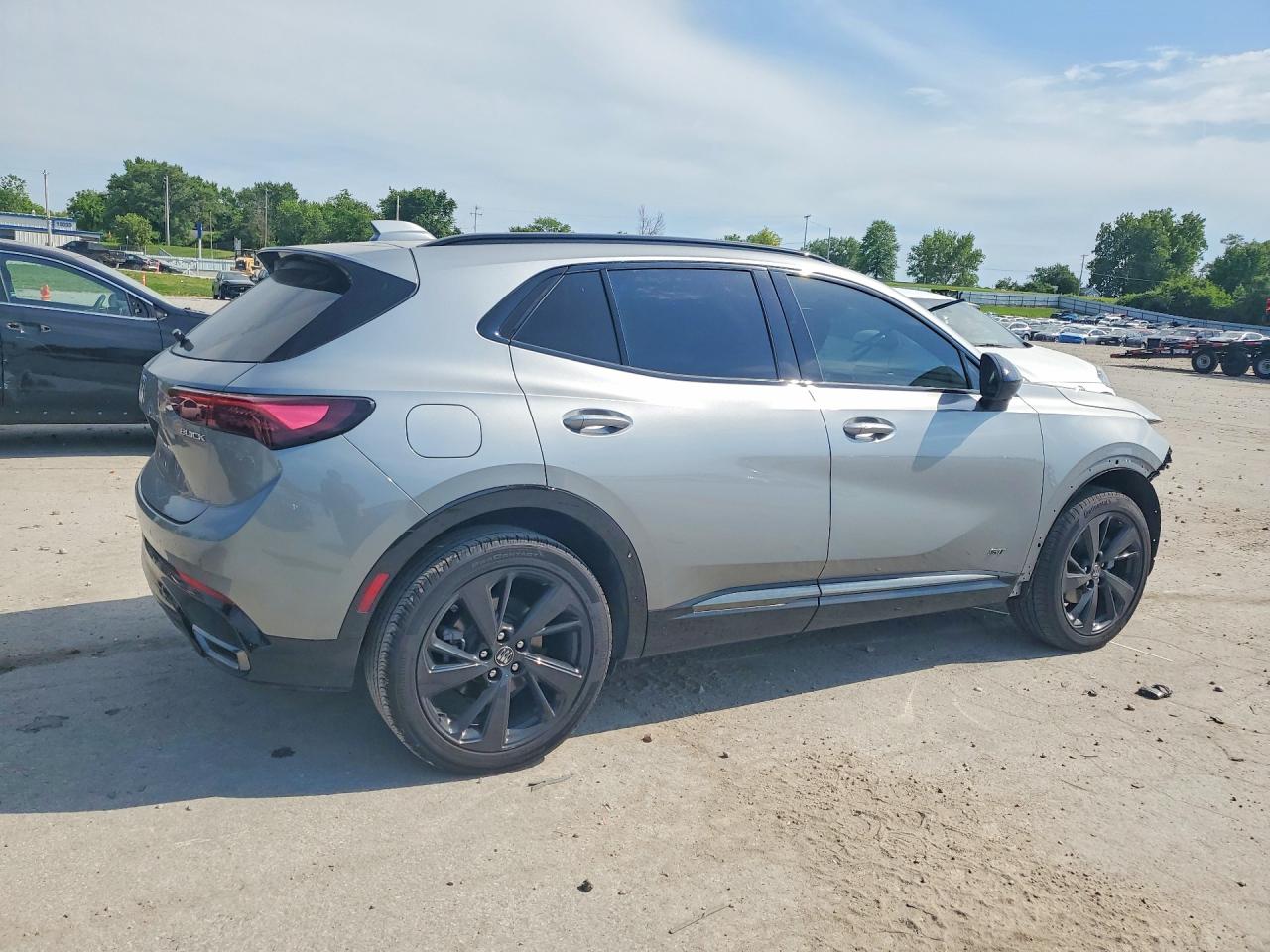 2024 BUICK ENVISION ESSENCE photo 7