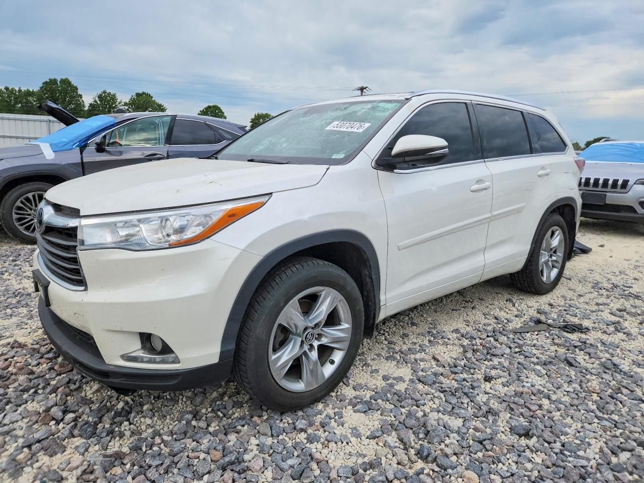 2016 TOYOTA HIGHLANDER