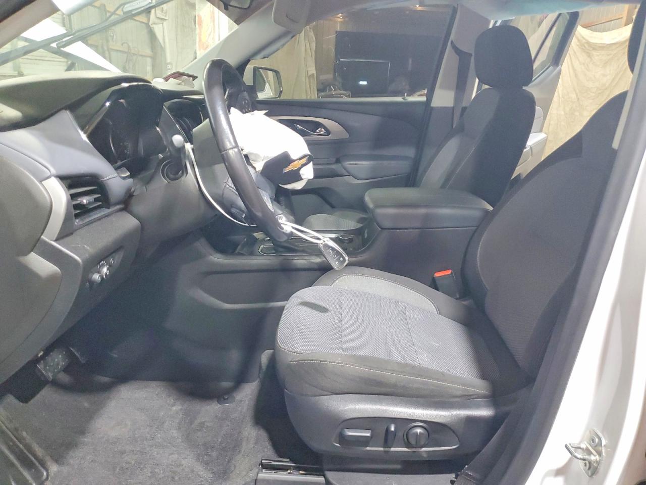2019 CHEVROLET TRAVERSE LT photo 13