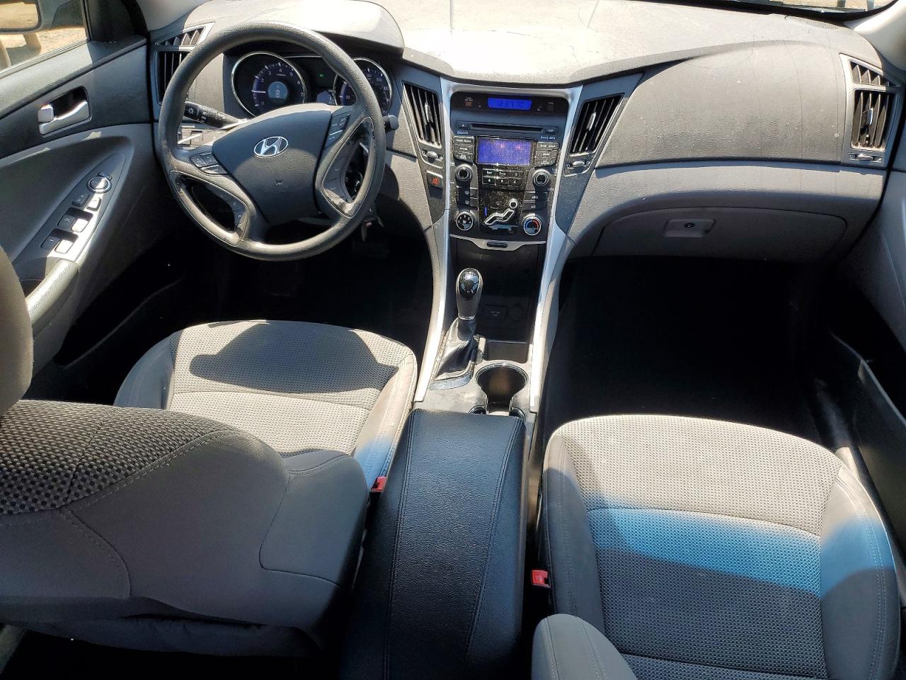 2013 HYUNDAI SONATA GLS photo 15