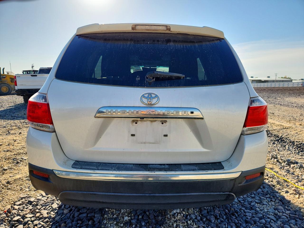 2013 TOYOTA HIGHLANDER LIMITED photo 11