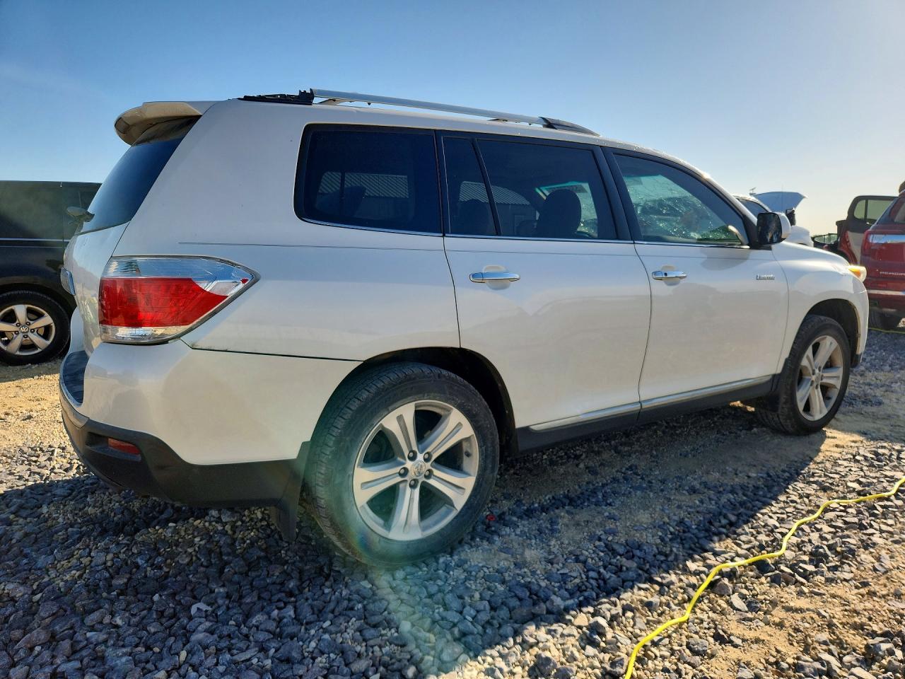 2013 TOYOTA HIGHLANDER LIMITED photo 5