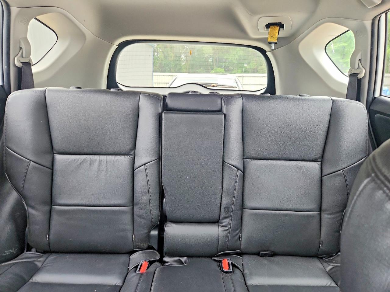 2017 TOYOTA RAV4 LE photo 10