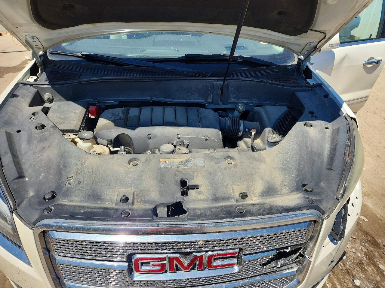2015 GMC ACADIA DENALI photo 34