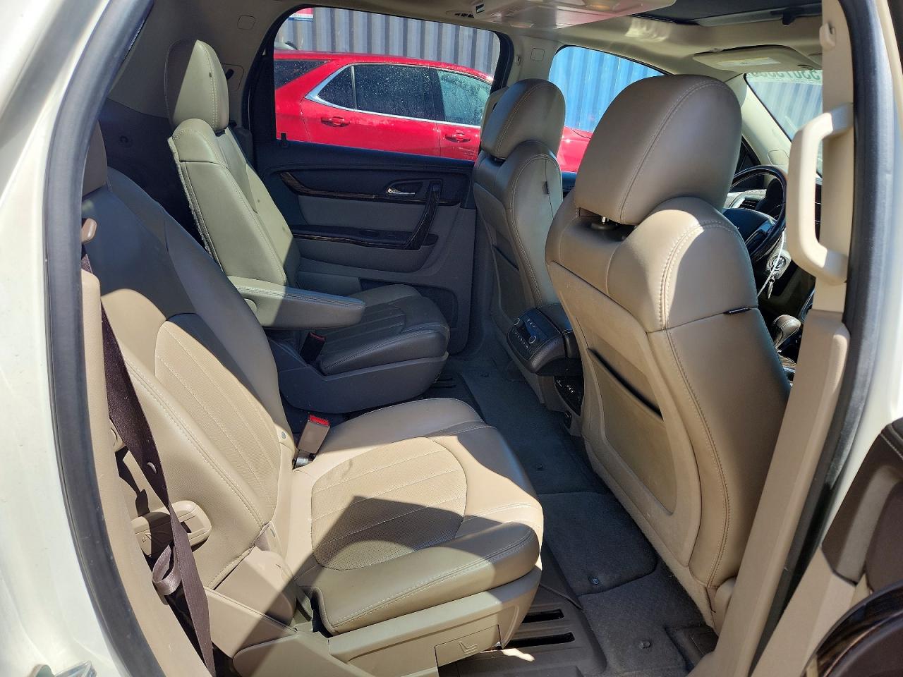 2015 GMC ACADIA DENALI photo 31