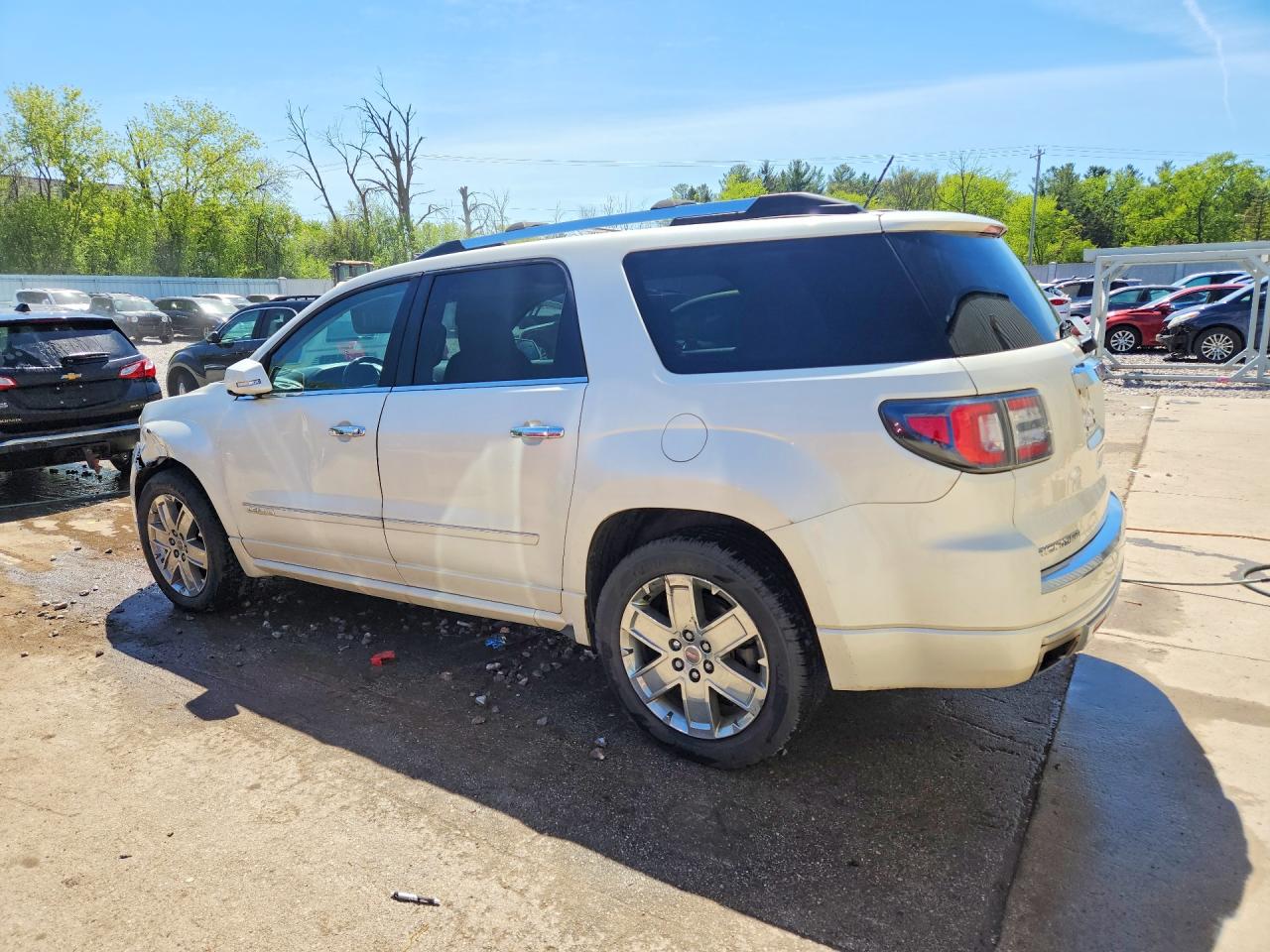 2015 GMC ACADIA DENALI photo 4