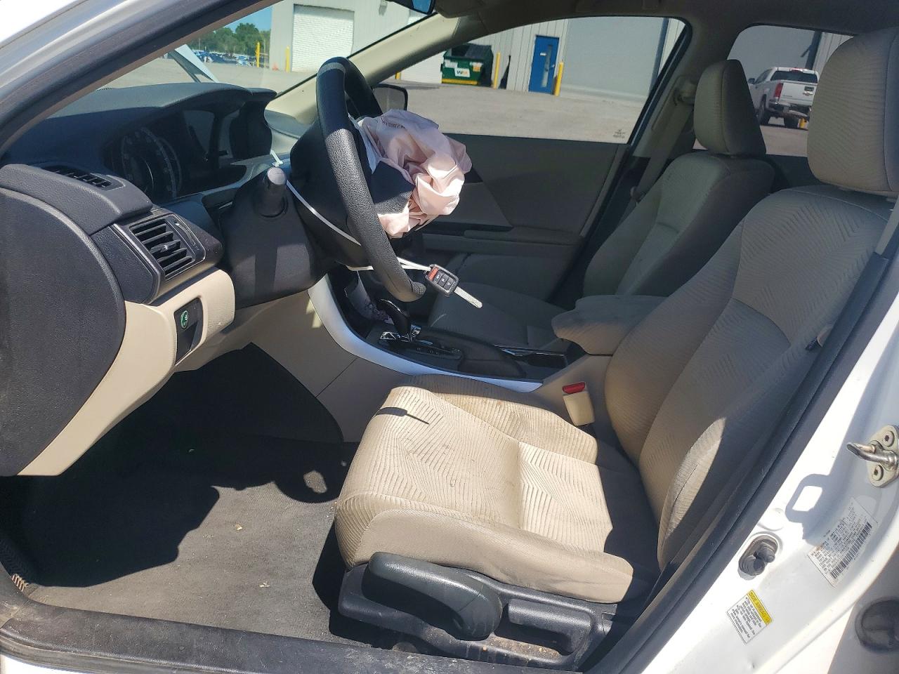 2014 HONDA ACCORD LX photo 13