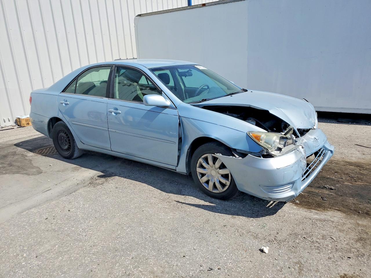 2005 TOYOTA CAMRY LE photo 7