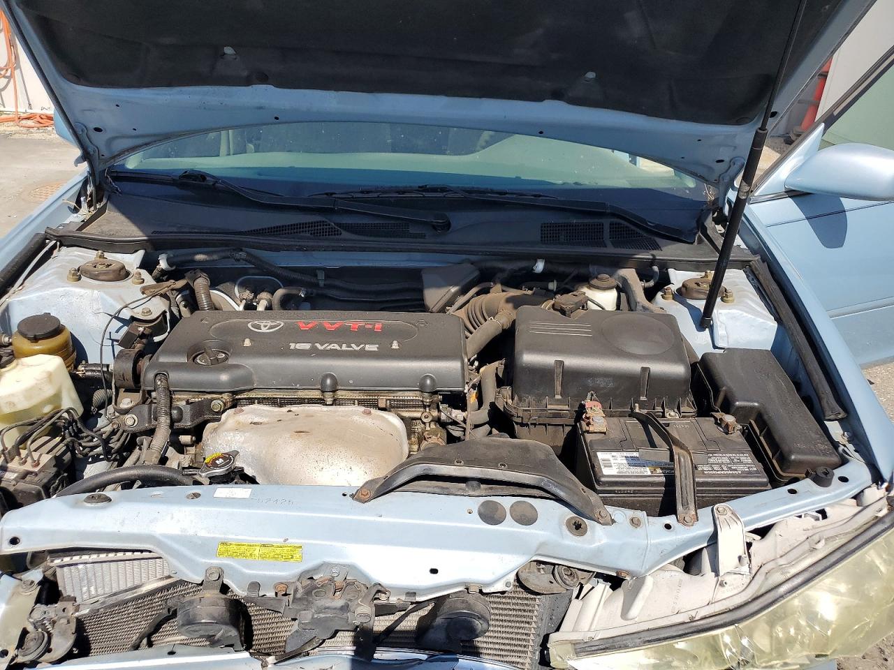 2005 TOYOTA CAMRY LE photo 21