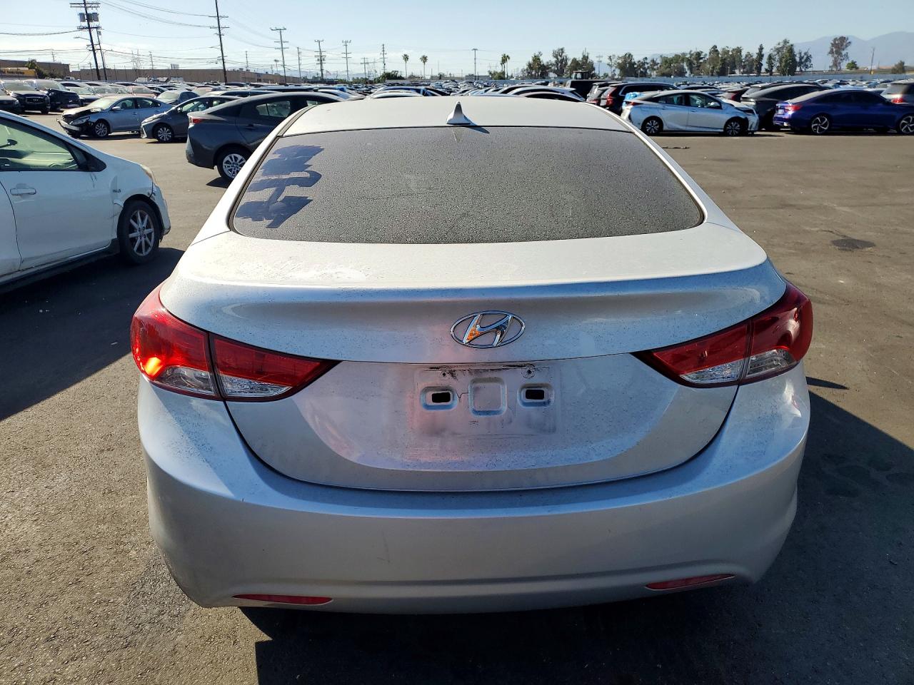 2013 HYUNDAI ELANTRA GLS photo 11