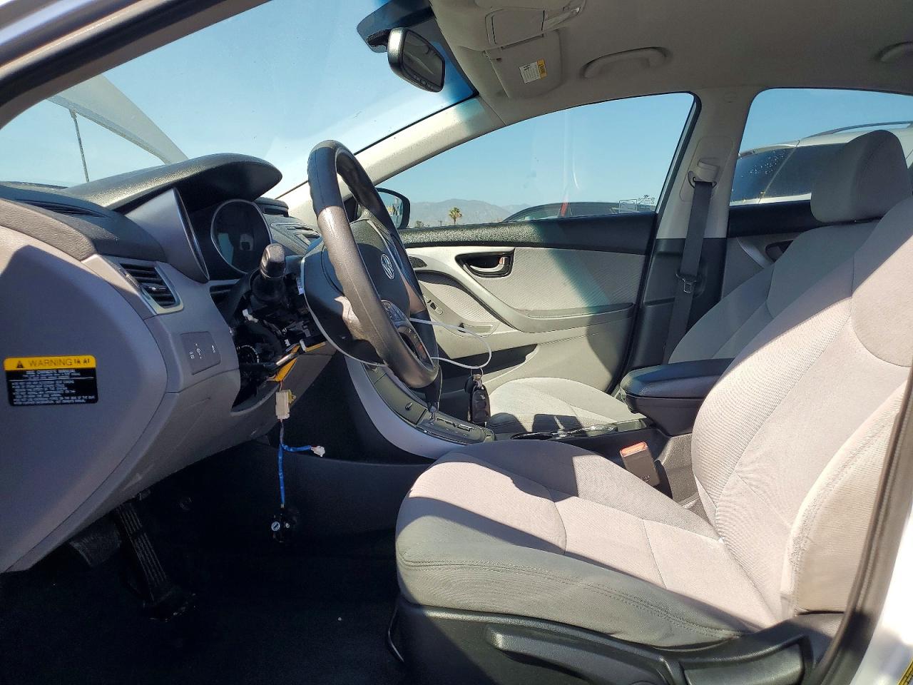 2013 HYUNDAI ELANTRA GLS photo 13