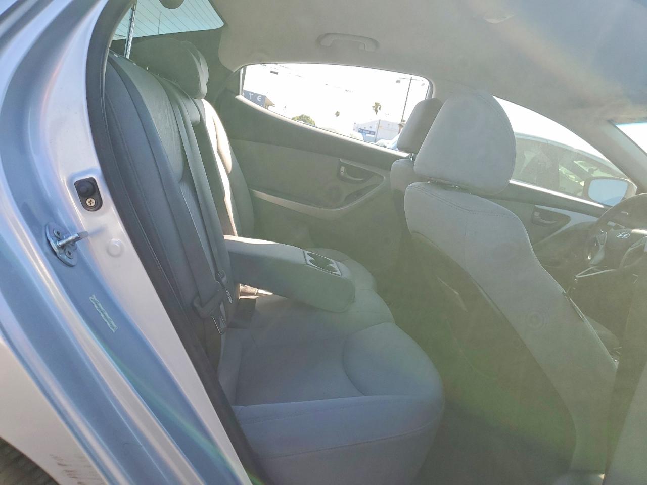 2013 HYUNDAI ELANTRA GLS photo 19