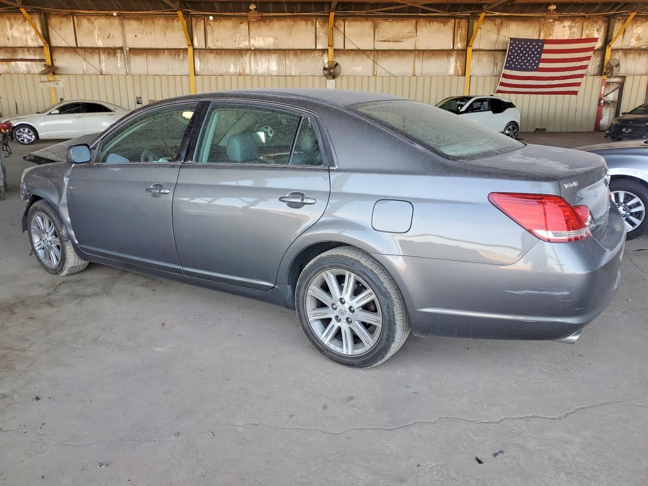2005 TOYOTA AVALON LIMITED photo 4