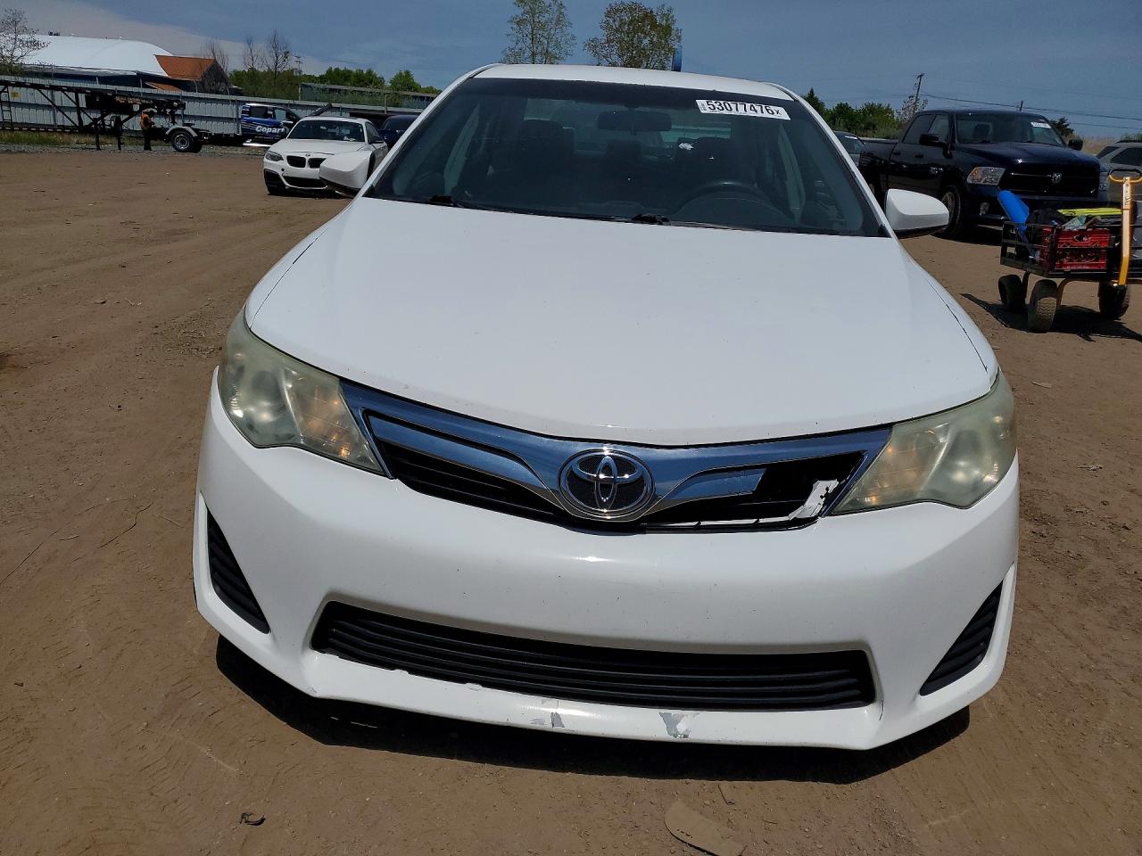 2014 TOYOTA CAMRY LE photo 9