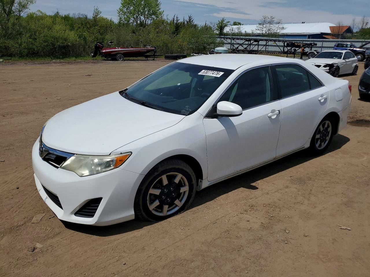 2014 TOYOTA CAMRY
