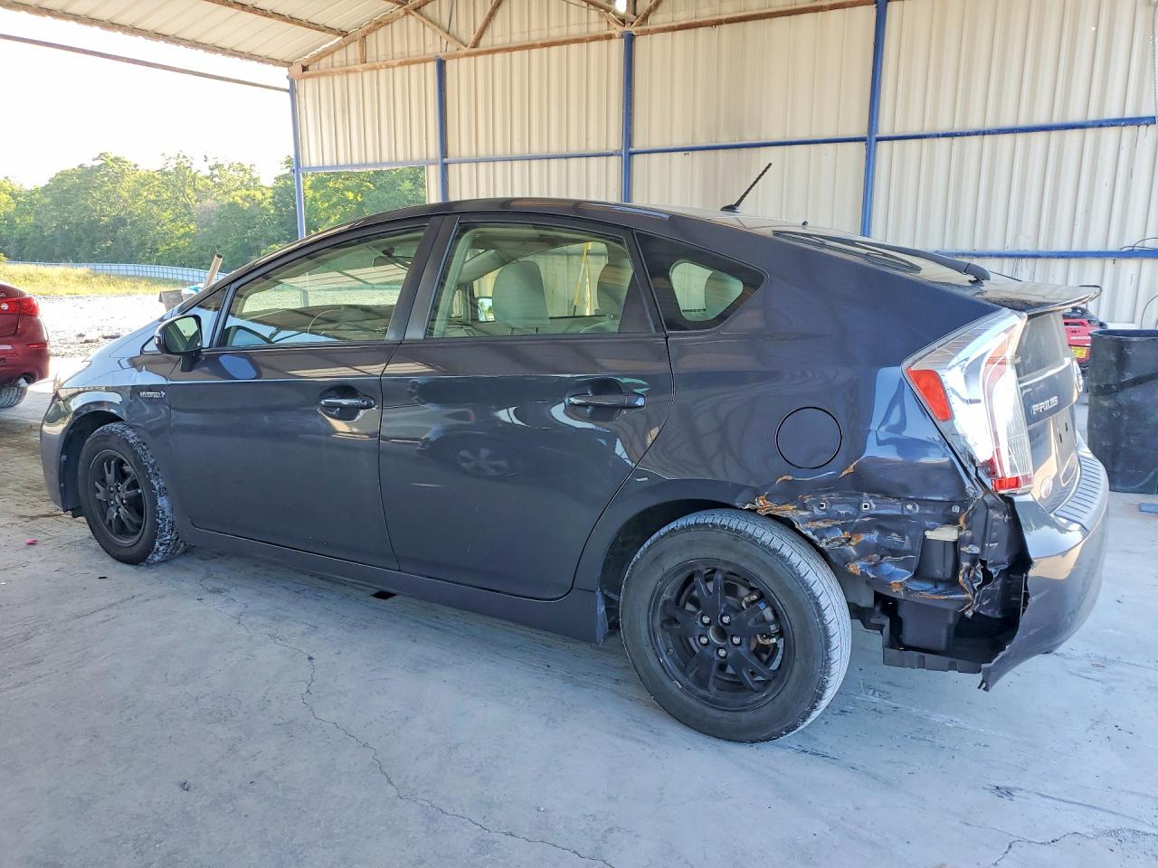 2013 TOYOTA PRIUS TWO photo 4