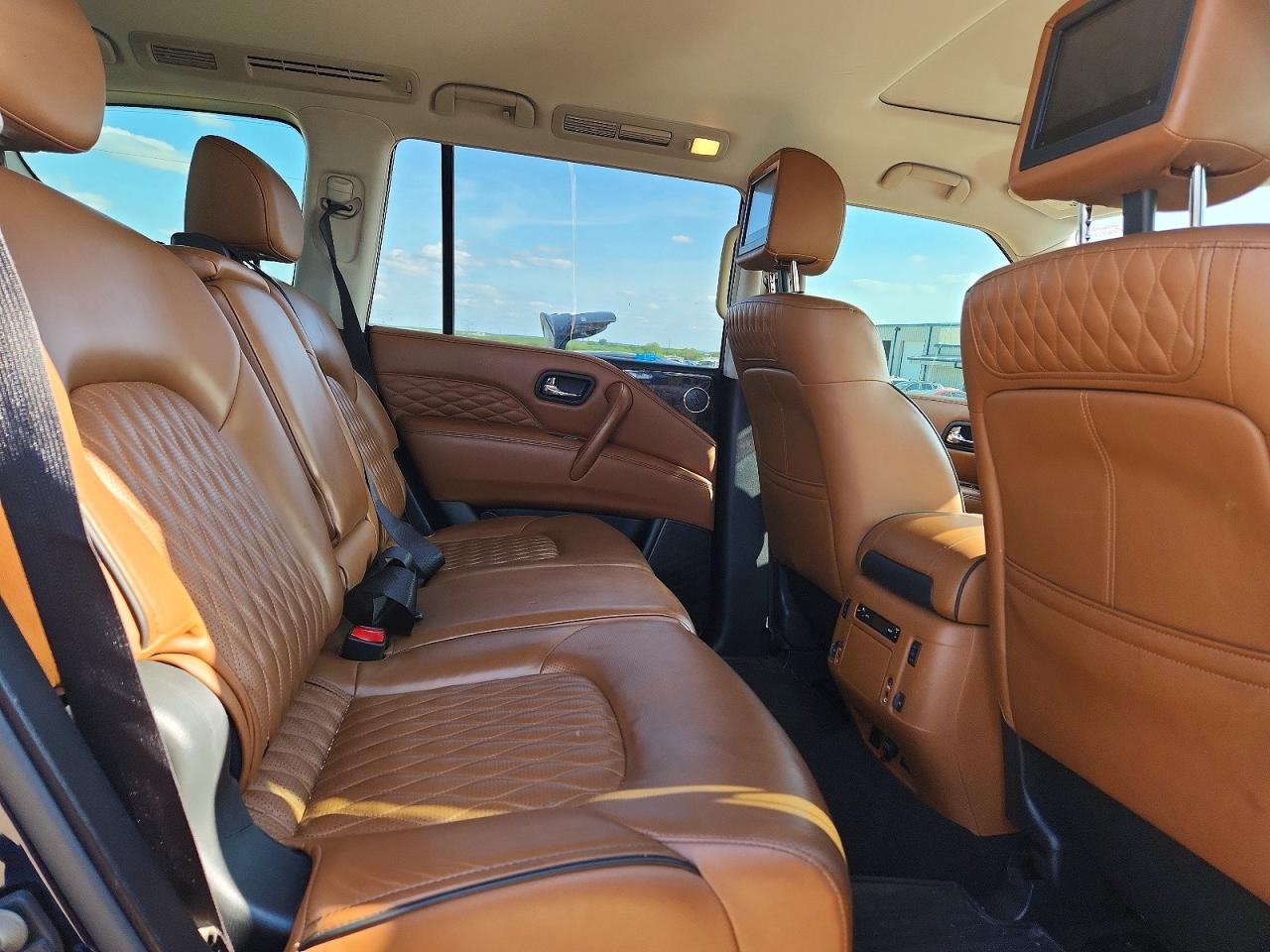 2018 INFINITI QX80 BASE photo 21