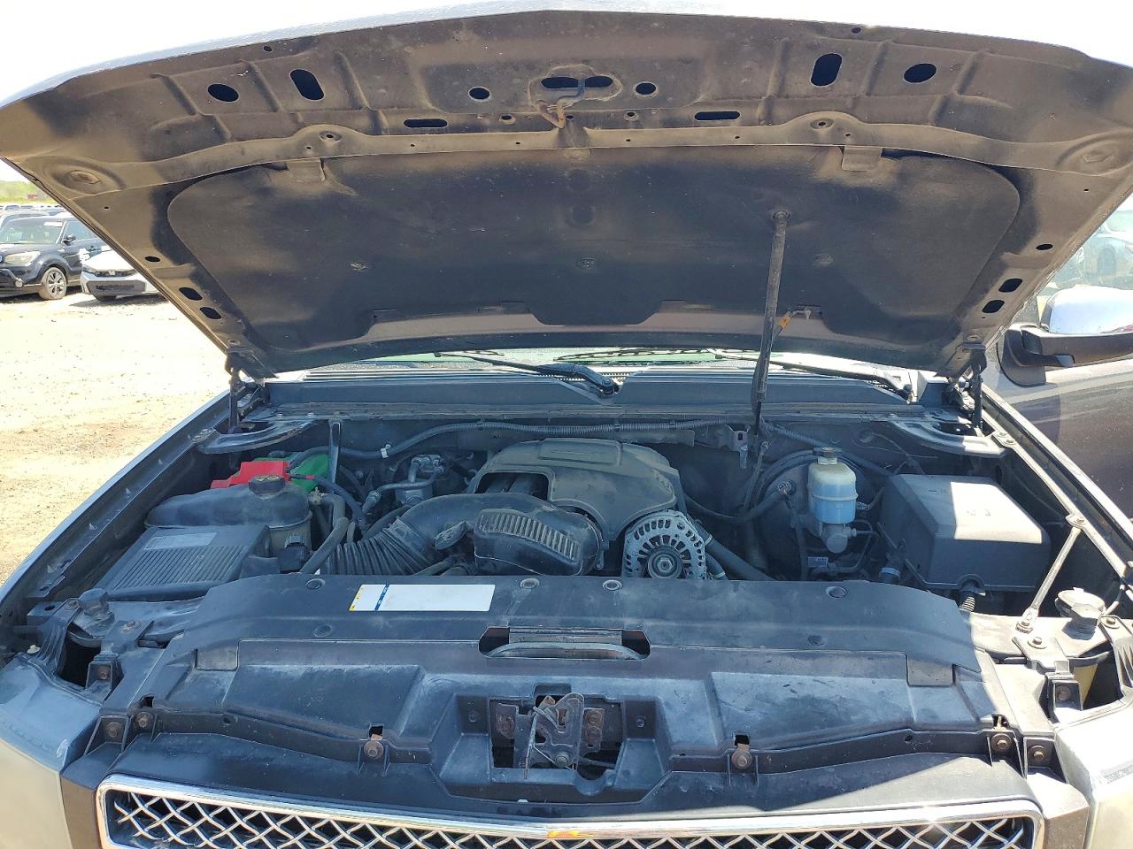 2011 CHEVROLET AVALANCHE LT photo 31