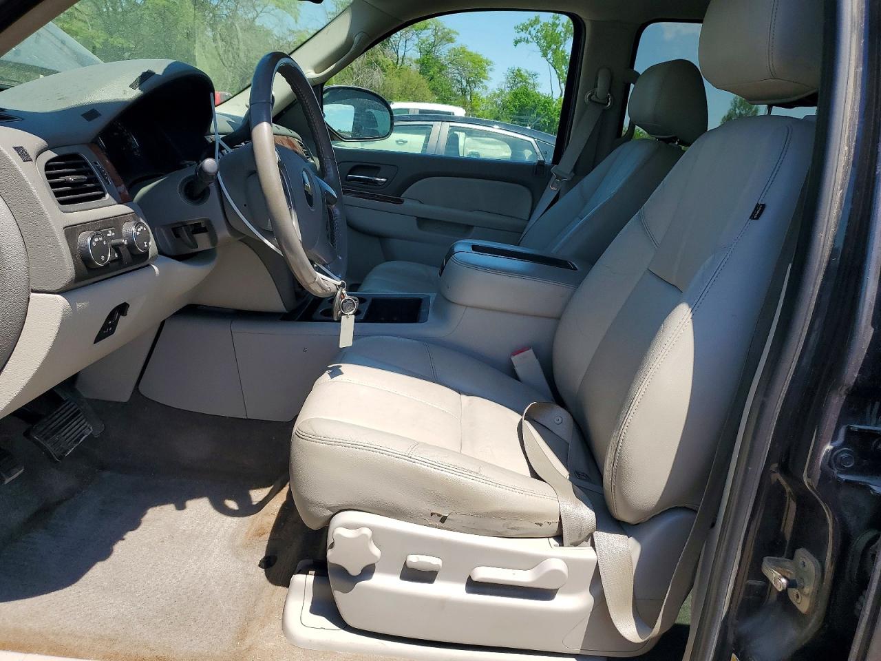 2011 CHEVROLET AVALANCHE LT photo 19