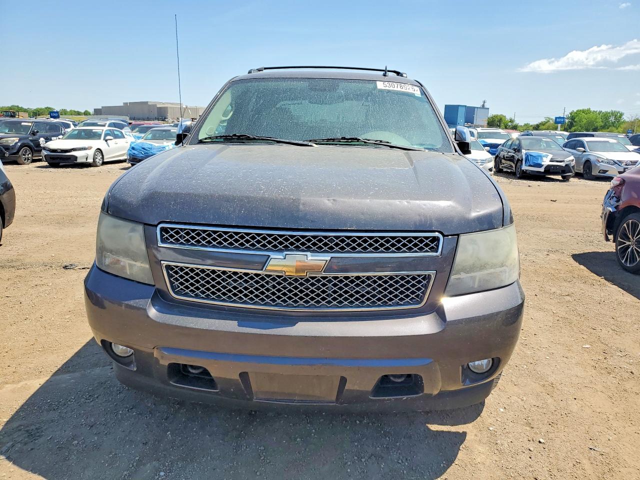 2011 CHEVROLET AVALANCHE LT photo 13