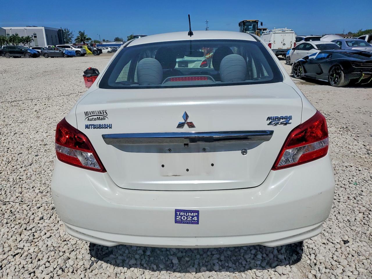 2017 MITSUBISHI MIRAGE G4 ES photo 11