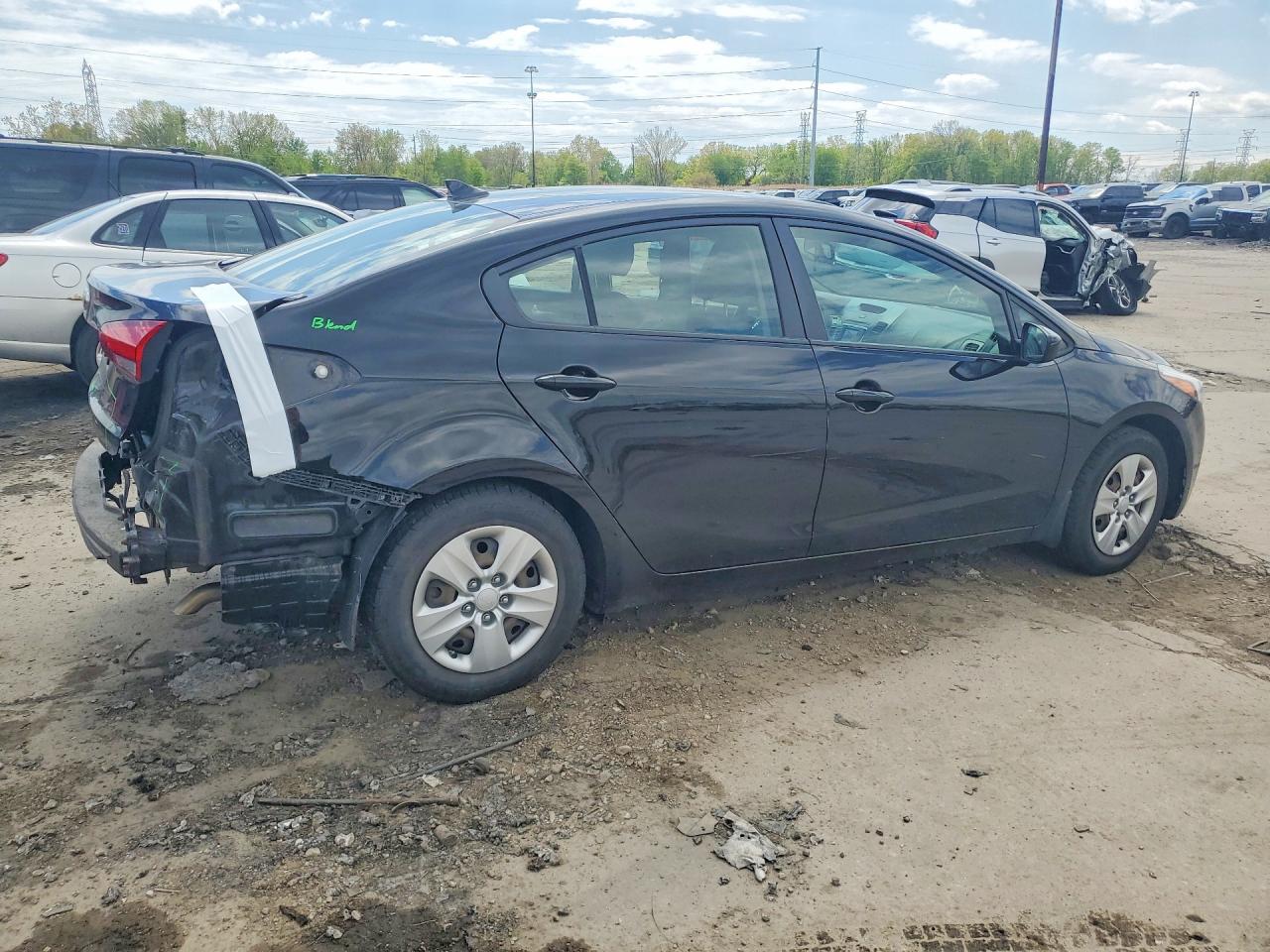 2018 KIA FORTE LX photo 3